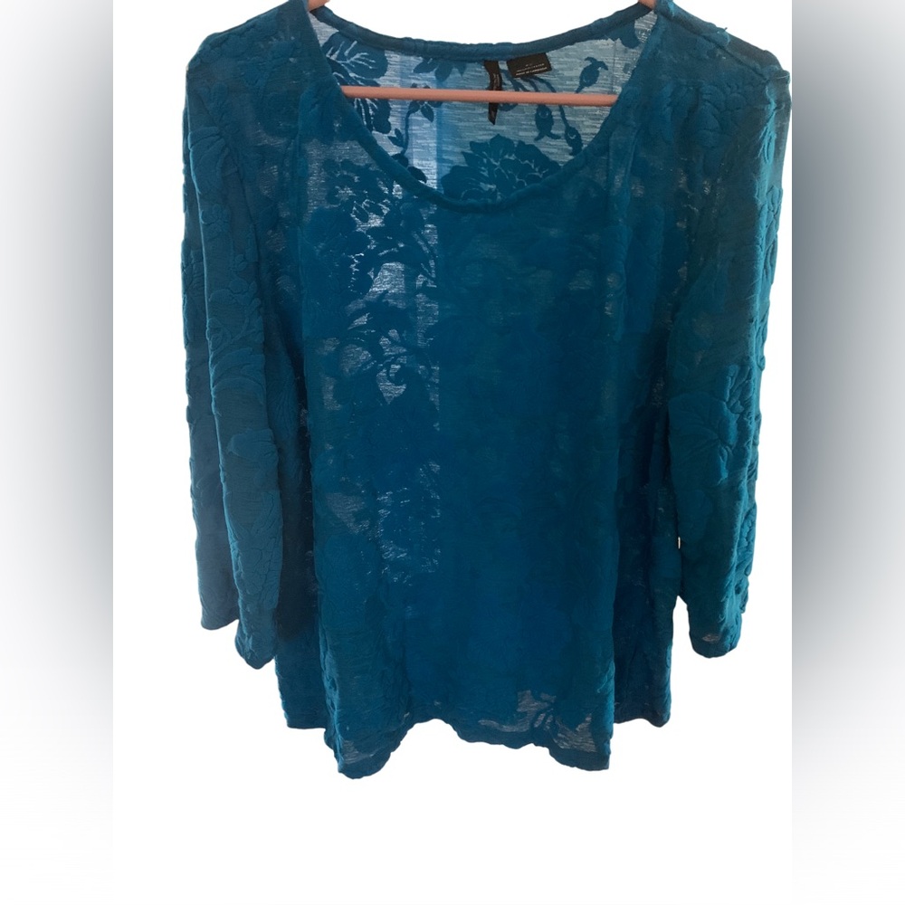 New Directions Floral Blouse